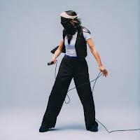 Janire estrena A Japón