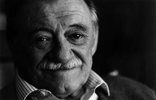 El poema de cada día, Hoy, Viceversa, de Mario Benedetti (1920-2009)