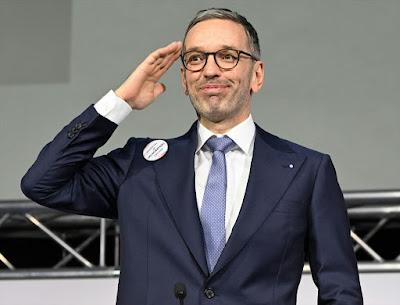 “Austria, Le Pen y otros nazis de buen ver”.