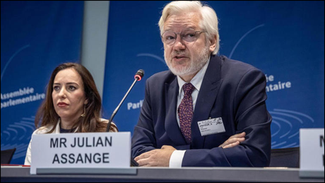 Assange rompe su silencio «No soy libre porque el sistema funcione, sino por declararme culpable de hacer periodismo»