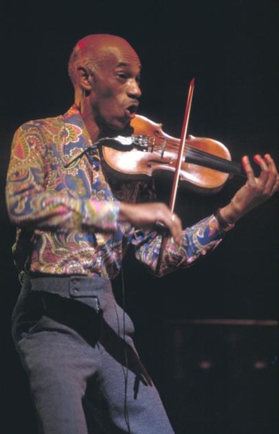 Efemérides del Rock y Heavy Metal: Qué pasó un 05 de Octubre Efemérides del Rock y Heavy Metal: Qué pasó un 05 de Octubre