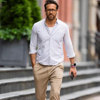 Fondo de armario hombres de 50 Ryan Reynolds, DeadPool, Marvel, pantalones chinos, menswear, moda masculina,