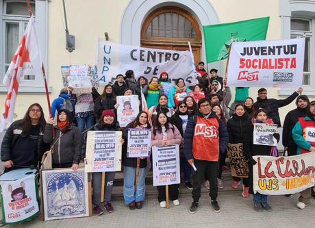 La columna vertebral de la Nación es la educación pública que iguala y nos hace libres