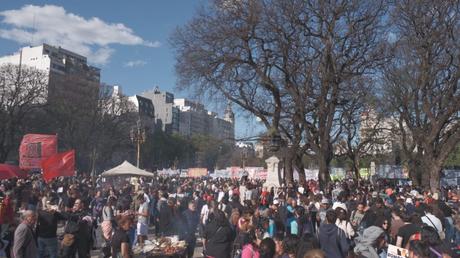 La columna vertebral de la Nación es la educación pública que iguala y nos hace libres