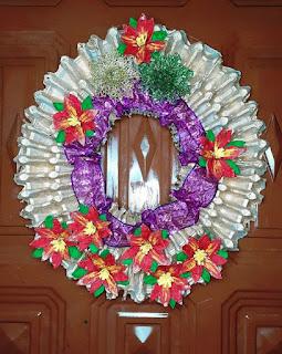 Cómo hacer hermosas coronas navideñas reciclando cartón de huevos Cómo hacer hermosas coronas navideñas reciclando cartón de huevos