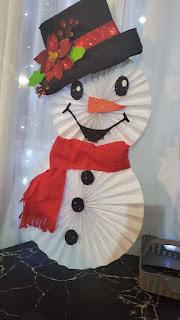 Aprende cómo hacer Rosetones navideños de papel para decorar Aprende cómo hacer Rosetones navideños de papel para decorar