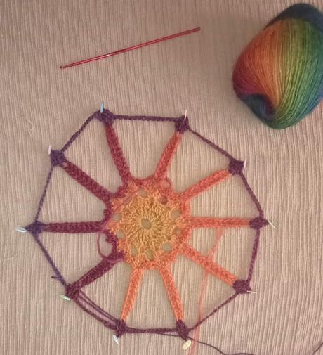 UNA VUELTA AL DÍA CON CUKI-CROCHET, PRIMERA PARTE