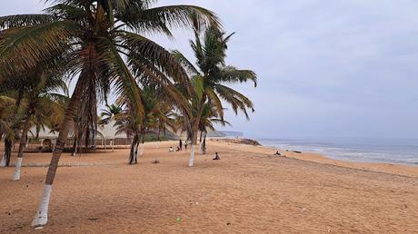 ANGOLA: RECORRIDO POR LA COSTA DESDE NAMIBE A SUMBE ANGOLA: RECORRIDO POR LA COSTA DESDE NAMIBE A SUMBE