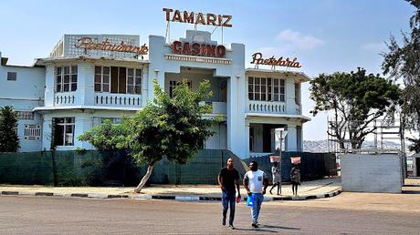 ANGOLA: RECORRIDO POR LA COSTA DESDE NAMIBE A SUMBE ANGOLA: RECORRIDO POR LA COSTA DESDE NAMIBE A SUMBE