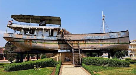 ANGOLA: RECORRIDO POR LA COSTA DESDE NAMIBE A SUMBE ANGOLA: RECORRIDO POR LA COSTA DESDE NAMIBE A SUMBE