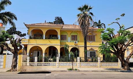 ANGOLA: RECORRIDO POR LA COSTA DESDE NAMIBE A SUMBE ANGOLA: RECORRIDO POR LA COSTA DESDE NAMIBE A SUMBE