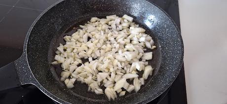 Medallón de ternera en salsa con setas Medallón de ternera en salsa con setas