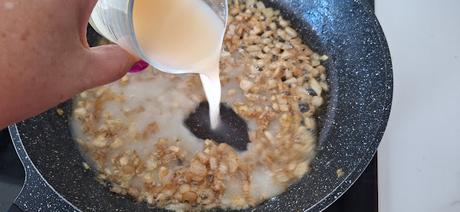 Medallón de ternera en salsa con setas Medallón de ternera en salsa con setas