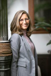 EL VÉRTIGO DE LOS SUICIDAS - ROSA HUERTAS