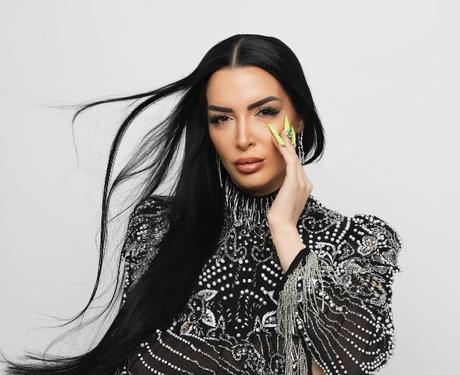 Elena Vargas será artista invitada en la ILLUMINATI PARTY de Omar Montes en el Palacio Vistalegre