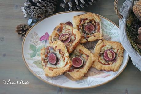 TARTITAS SALADAS DE HIGOS Y QUESO AZUL