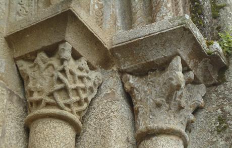 ROMÁNICO EN EL CAMINO DE INVIERNO COLEGIATA DE SANTA MARIA LA REAL DE SAR. Canecillos Portada Oeste 1