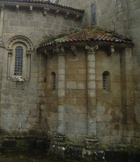 ROMÁNICO EN EL CAMINO DE INVIERNO COLEGIATA DE SANTA MARIA LA REAL DE SAR. Ábside Norte