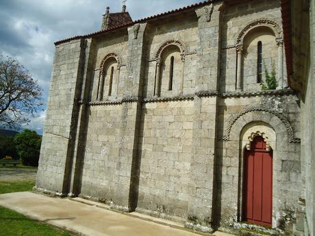 ROMÁNICO EN EL CAMINO DE INVIERNO  IGLESIA DE SAN PAIO DE DIOMONDI Fachada Sur