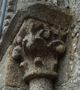 ROMÁNICO EN EL CAMINO DE INVIERNO  IGLESIA DE SAN XIAO  Capitel 2 Portada Oeste