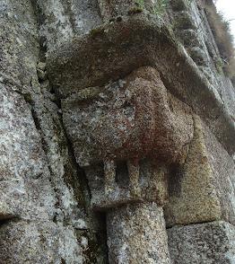 ROMÁNICO EN EL CAMINO DE INVIERNO  IGLESIA DE SAN XIAO  Capitel 1 Portada Oeste