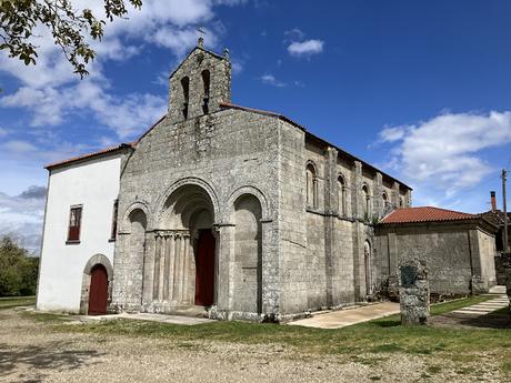 ROMÁNICO EN EL CAMINO DE INVIERNO  IGLESIA DE SAN PAIO DE DIOMONDI Vista general