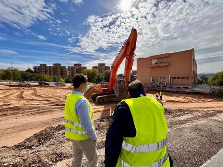 El aeropuerto de Ciudad Real podría dedicar sus instalaciones a albergar inmigrantes ante la «sorpresa» del Gobierno CLM