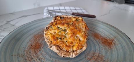 Apagallums rellenos de arroz con pollo y queso feta gratinados al horno (setas)