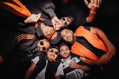 LA SRA. TOMASA: '1040'