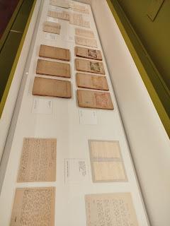 EXPOSICIÓN CARMEN DE BURGOS Y MARÍA DE LA O LEJÁRRAGA EN LA BIBLIOTECA NACIONAL