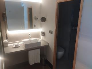 NH BRUSSELS AIRPORT (BRUSELAS)