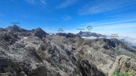 Vista de la Peña Santa desde el Cueto Albo