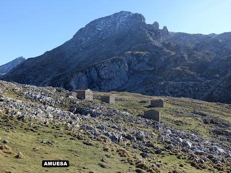 Poncebos-Las Salidas de Bulnes-Bulnes-Canal de Amuesa-Amuesa