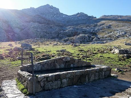 Poncebos-Las Salidas de Bulnes-Bulnes-Canal de Amuesa-Amuesa