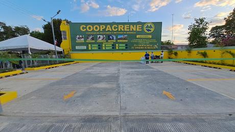 Inagurado en Neiba parqueo de La COOPACRENE Inagurado en Neiba parqueo de La COOPACRENE
