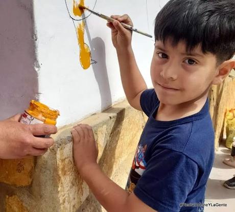 Muraleada en la Escuela 249 de Santo Tomás