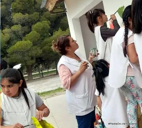 Muraleada en la Escuela 249 de Santo Tomás