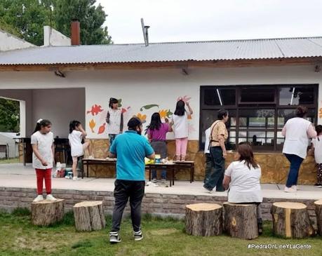 Muraleada en la Escuela 249 de Santo Tomás