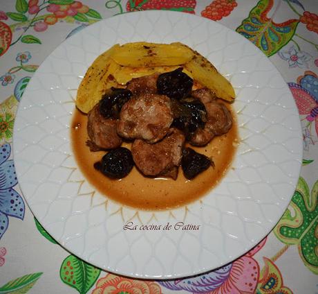 Medallones de solomillo al Pedro Ximénez con ciruelas pasas
