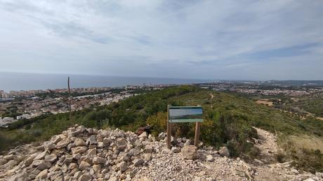 Explorando la Cova Foradada y la Talaia de Calafell | Baix Penedès Explorando la Cova Foradada y la Talaia de Calafell | Baix Penedès