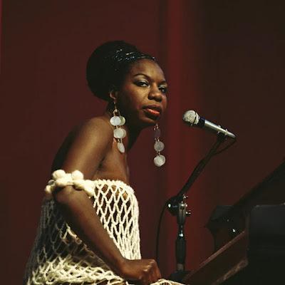 Nina Simone - My baby just cares for me (1959)
