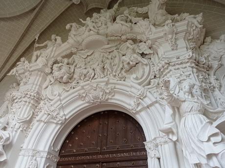 BLOGSSIPGIRL TE ANIMA A DESCUBRIR: LA CARTUJA AULA DEI, UN MONASTERIO DEL S.XVI, IMPREGNADO DE CULTURA, ARTE Y SERENIDAD.