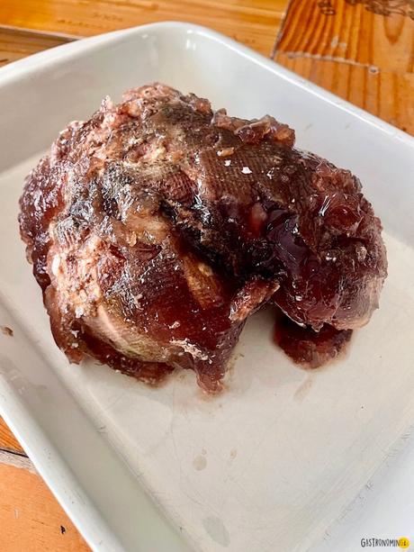 Pierna de ternasco deshuesada asada (sous vide) Pierna de ternasco deshuesada asada (sous vide)