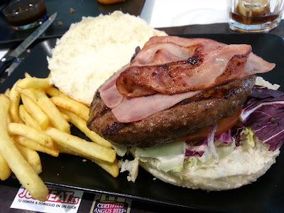 Hamburguesas 53: Angus Diner