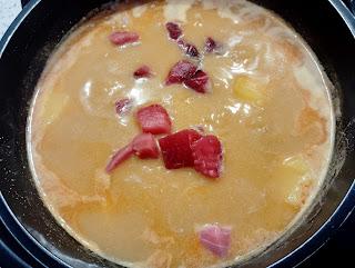 CAZUELA DE PAPAS A LA MALAGUEÑA CON ATÚN, AL ESTILO DE NERVA…..