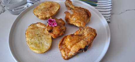 Pollo con patatas asadas en airfryer Pollo con patatas asadas en airfryer
