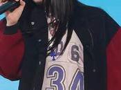 Billie Eilish presentó éxito ‘Birds Feather’ Saturday Night Live
