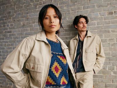 Redefiniendo el Khaki: Dockers y TRANSNOMADICA Celebran un Clásico Intemporal Dockers Alpha Khaki,Dockers,vintage,TRANSNOMADICA,Dockers x Transnomadica,moda masculina,ropa militar vintage,tendencias en moda masculina, tendencias otoño invierno, estilo casual,inspiración militar, estilo unisex, moda y comodidad,