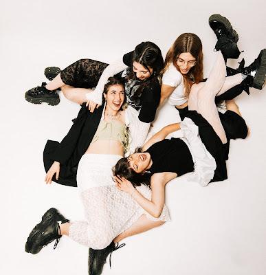 LAS DIANAS: 'YA DECIDIRÉ MAÑANA'