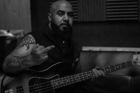 Metal Extremo en el Medio Oriente: Un Grito de Resistencia Metal Extremo en el Medio Oriente: Un Grito de Resistencia